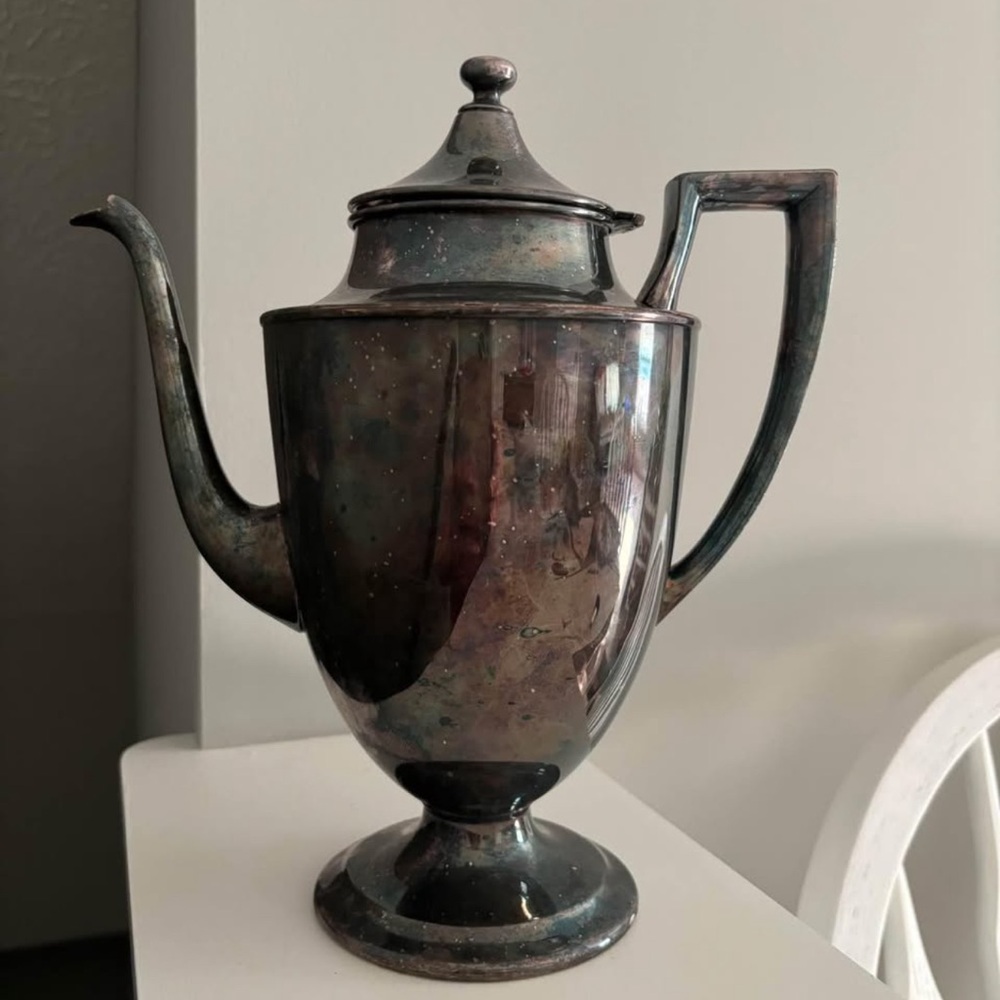 Silver Plate Tea Pot - Picture 3 of 5